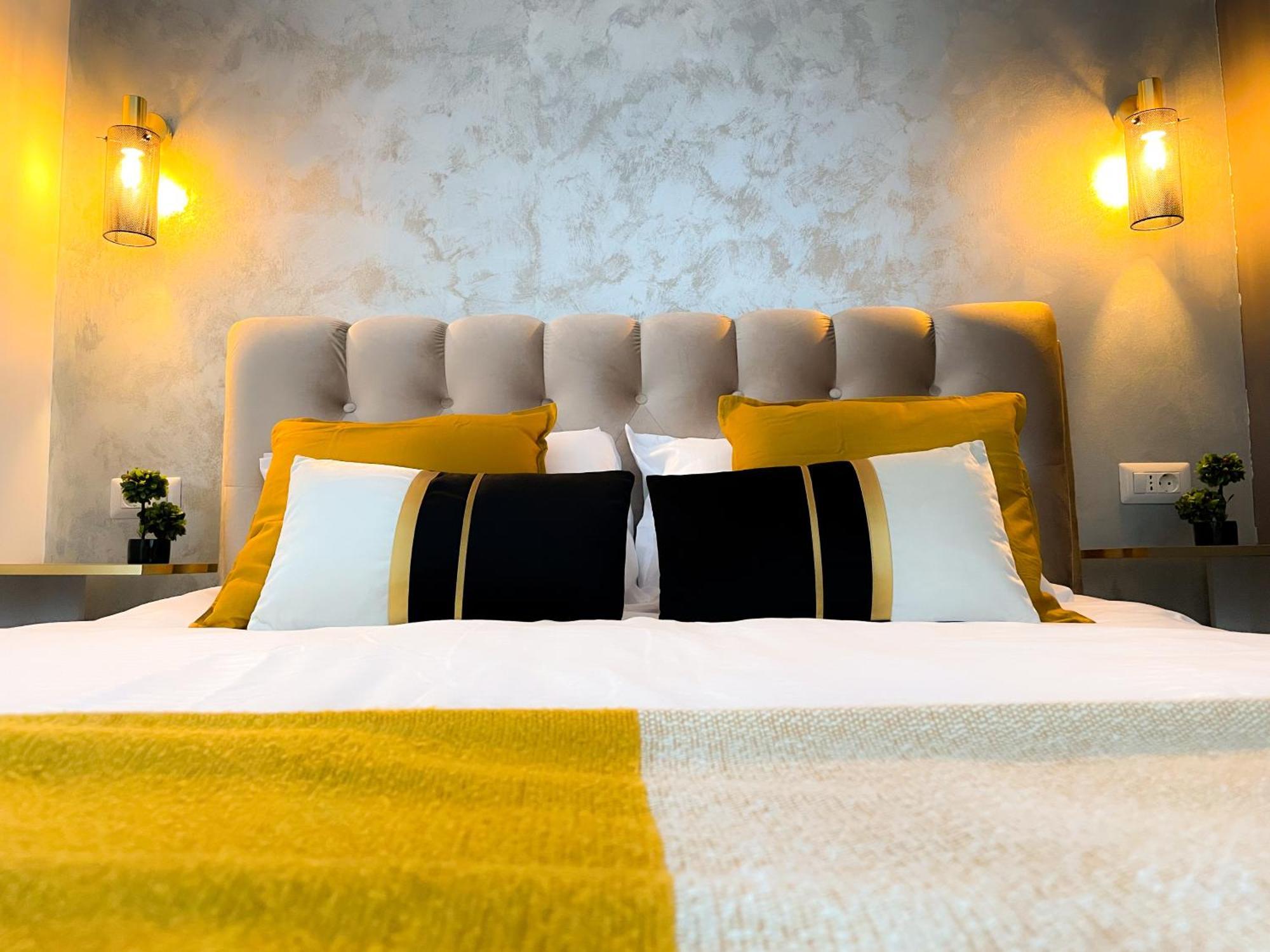 Metropolis Elegance Lejlighed Bukarest Eksteriør billede