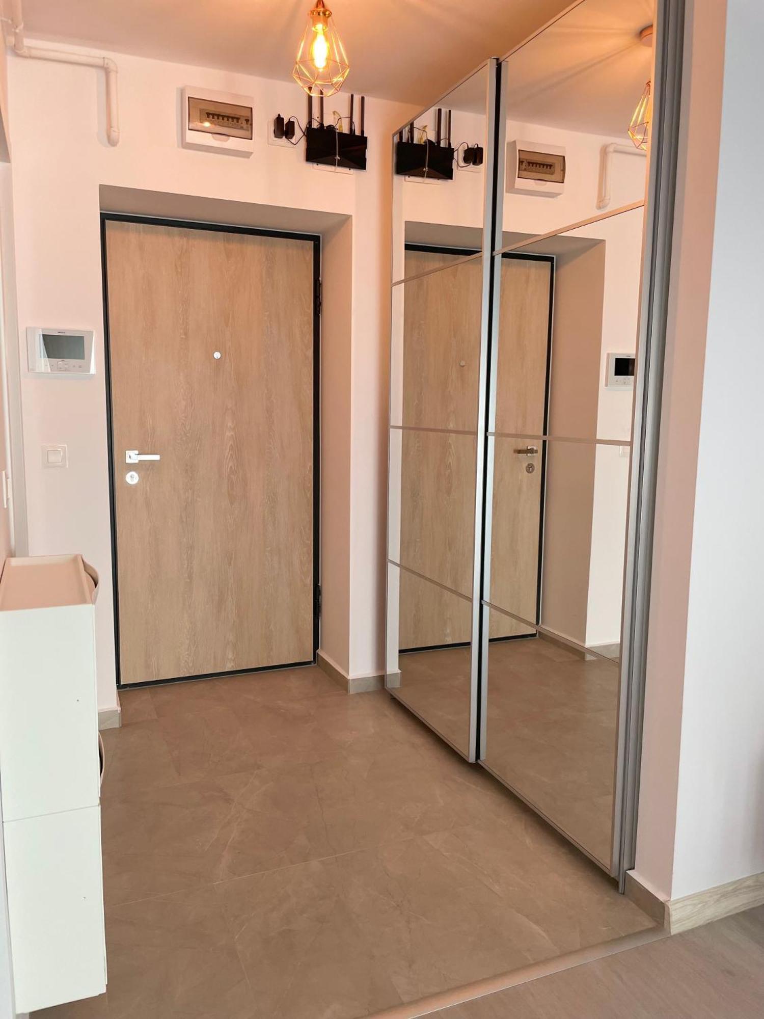Metropolis Elegance Lejlighed Bukarest Eksteriør billede