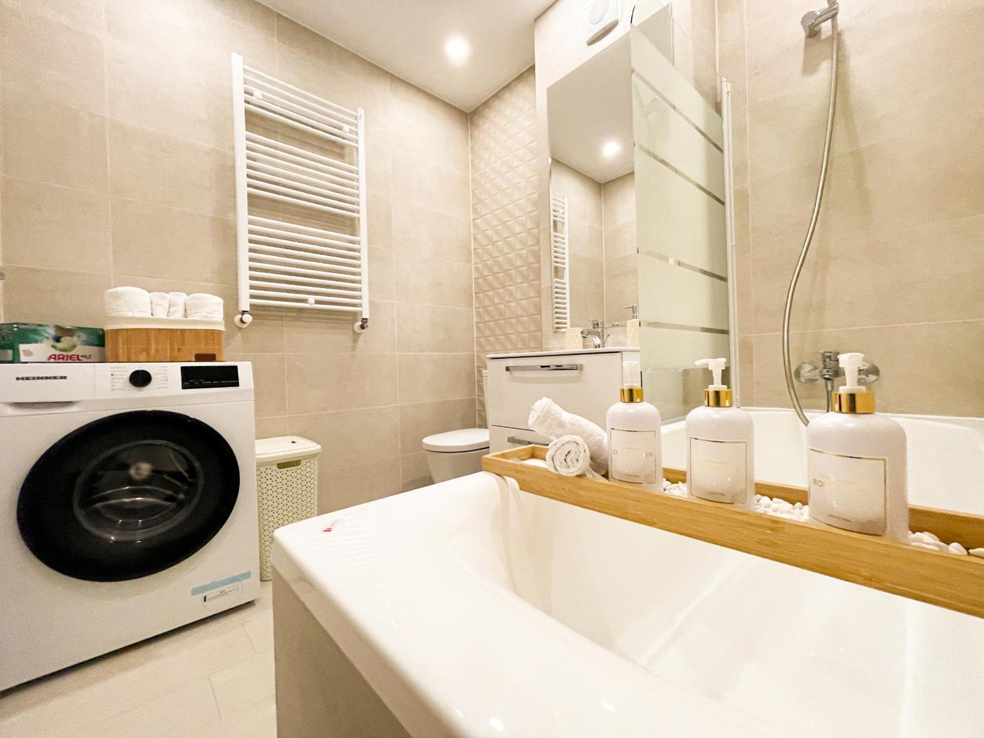 Metropolis Elegance Lejlighed Bukarest Eksteriør billede