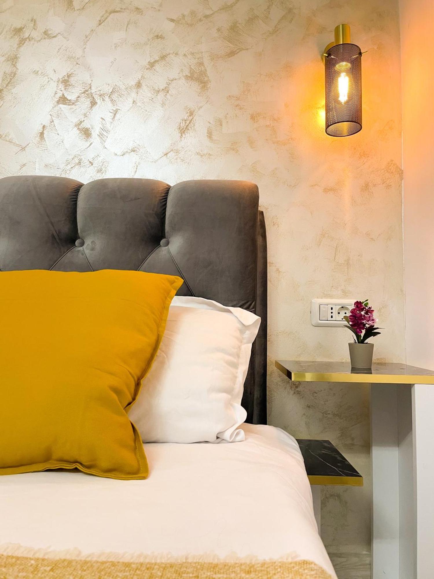 Metropolis Elegance Lejlighed Bukarest Eksteriør billede